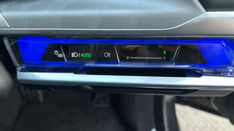 BMW 7 Series 750e xDrive Excellence 4dr Auto Saloon